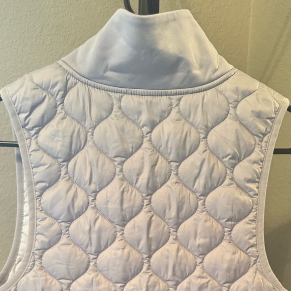 Nike running quilted gray zip up vest - Picture 3 of 8
